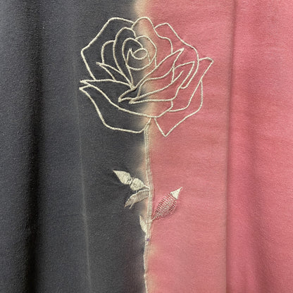 古着 used　半袖刺繍Tシャツ　薔薇　レトロ　デザイン　個性的　クルーネック　ピンク　ダークグレー　春夏服　Mサイズ