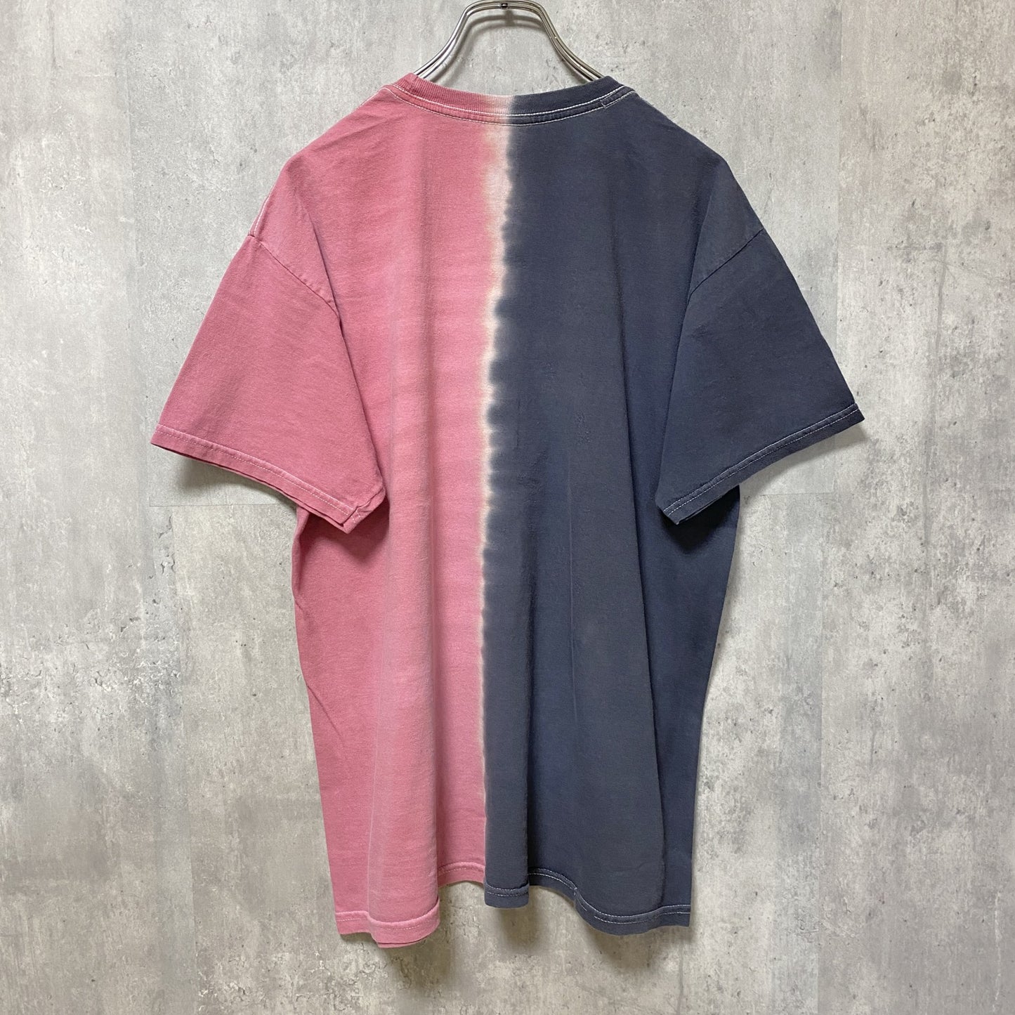 古着 used　半袖刺繍Tシャツ　薔薇　レトロ　デザイン　個性的　クルーネック　ピンク　ダークグレー　春夏服　Mサイズ