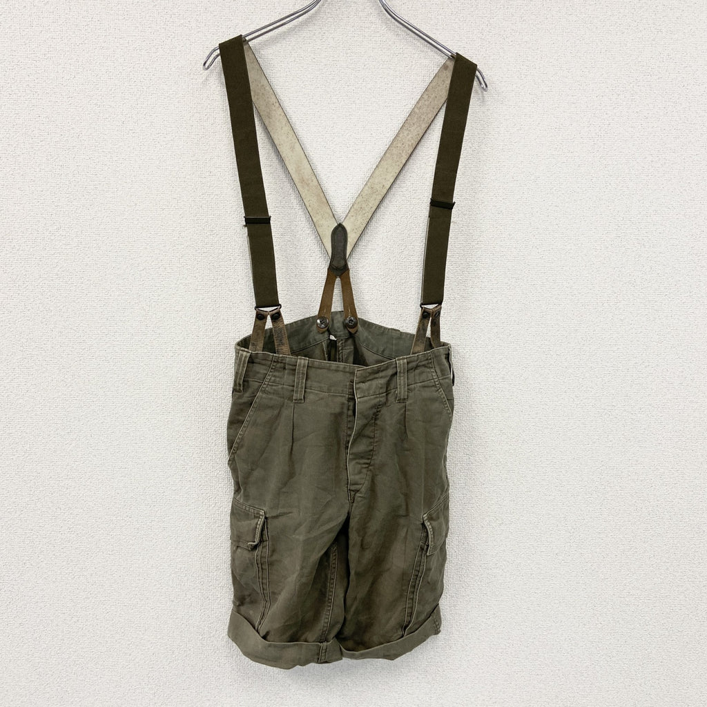 90s　ドイツ軍　ハーフカーゴパンツ　サスペンダー付　5つポケット　ミリタリー　フラップポケット　ヴィンテージ　カーキ