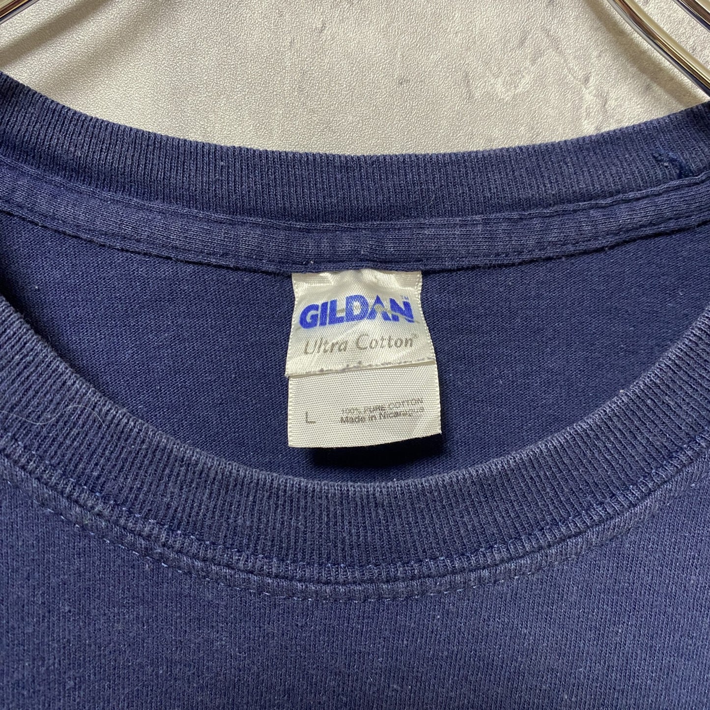 古着 used　GILDAN　ギルダン　半袖アニマル柄プリントTシャツ　ネイビー　紺　レトロデザイン　クルーネック　Lサイズ