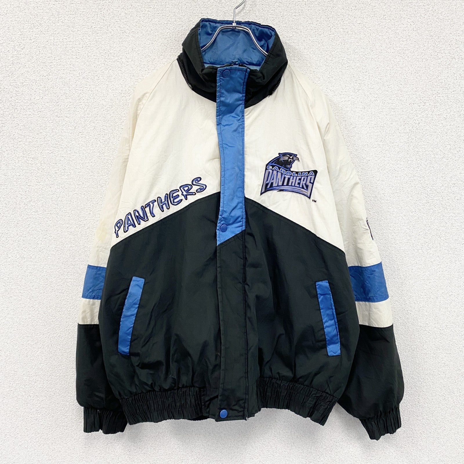 90s～　PRO PLAYER　NFL　Carolina Panthers　パンサーズ　フルジップジャケット　ヴィンテージ　ブラック　ホワイト　ブルー　XLサイズ