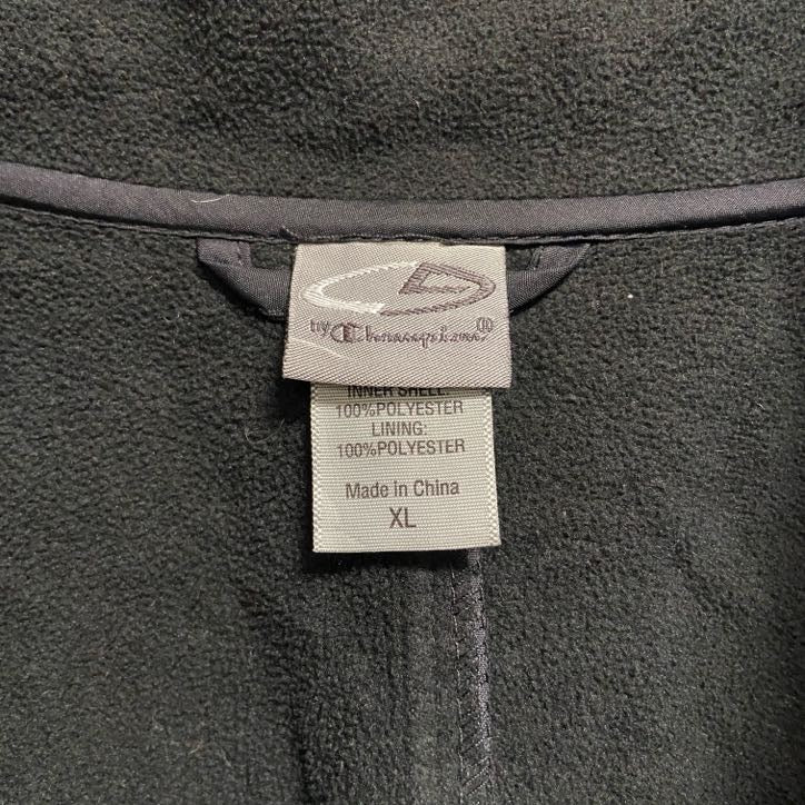 古着 used　C9　Champion　長袖ハイネックポイント刺繍アウター　裏地フリース　赤　グレー　ビッグシルエット　XLサイズ