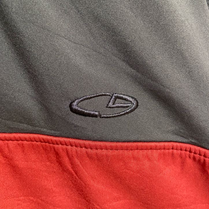 古着 used　C9　Champion　長袖ハイネックポイント刺繍アウター　裏地フリース　赤　グレー　ビッグシルエット　XLサイズ