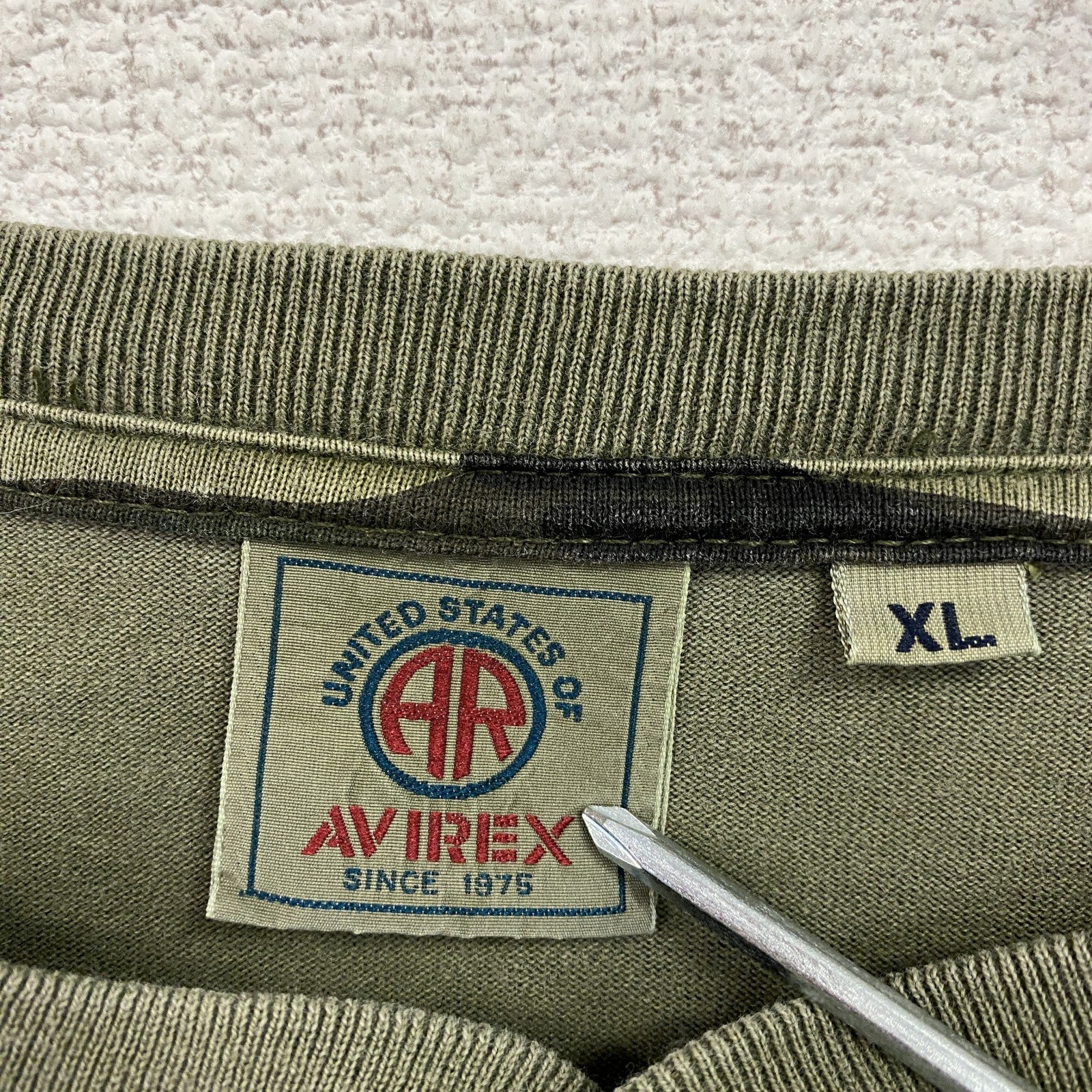 AVIREX　アヴィレックス　長袖Tシャツ/ロンT　ヘンリーネック　迷彩　カモフラ　カーキ　XLサイズ