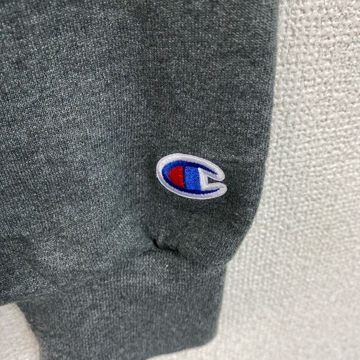champion　チャンピオン　プリントスウェット/トレーナー　灰色　グレー　XLサイズ