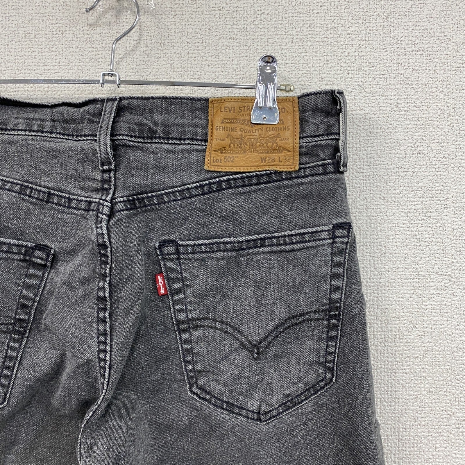 Levi's　リーバイス　502　デニムパンツ/ジーンズ　ジップフライ　黒　ブラック　W28サイズ