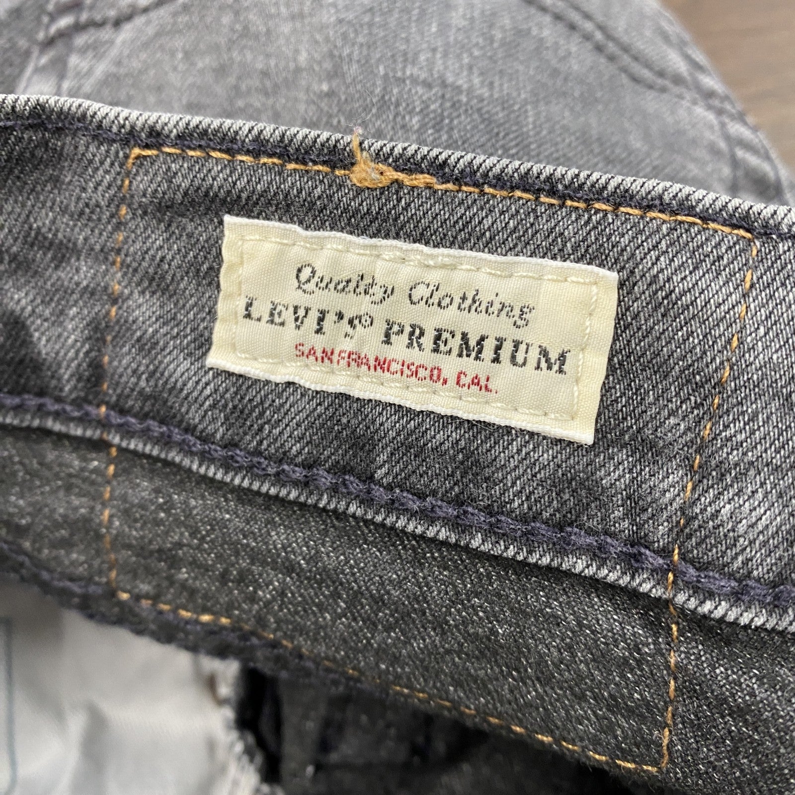 Levi's　リーバイス　502　デニムパンツ/ジーンズ　ジップフライ　黒　ブラック　W28サイズ