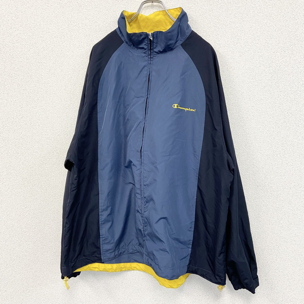 古着 used　Champion　チャンピオン　フルジップナイロンジャケット　紺　ネイビー　2XLサイズ