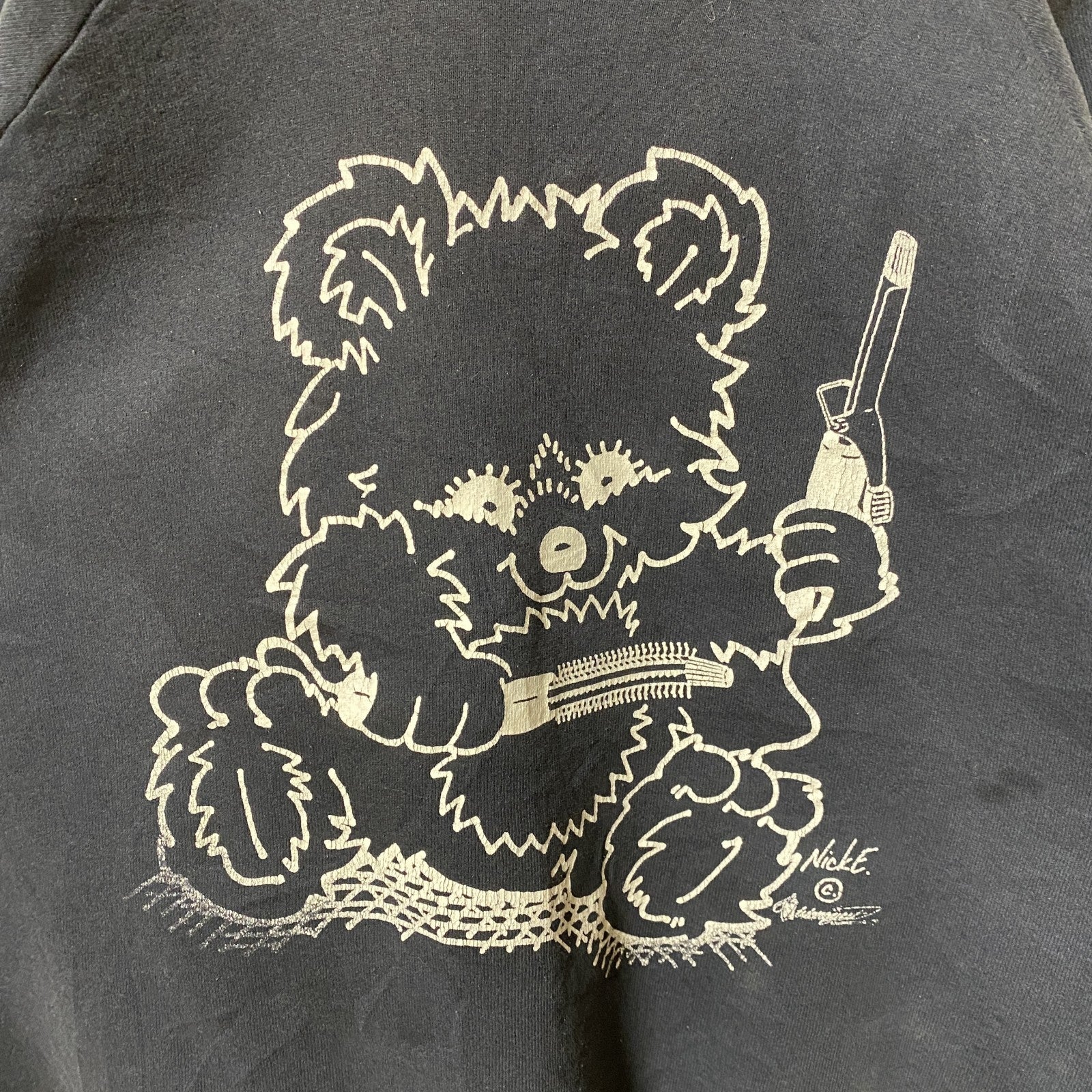 古着 used　FRUIT OF THE LOOM　長袖プリントスウェット　トレーナー　熊　アニマル　黒　ブラック　Mサイズ