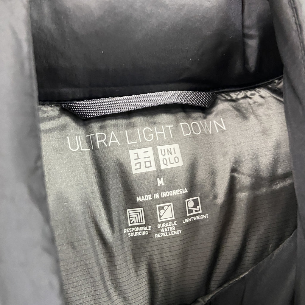 UNIQLO　ユニクロ　ウルトラライトダウンベスト　ダウン90%　黒　ブラック　Mサイズ