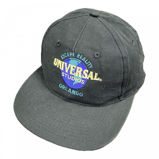 UNIVERSAL　ユニバーサル　ベースボールキャップ　黒　ブラック