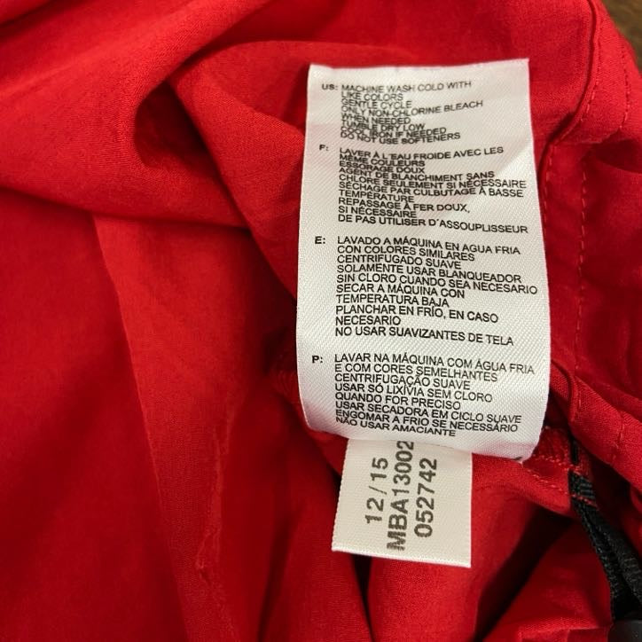 古着 used　adidas　アディダス　ハーフジップナイロンジャケット　赤　レッド　Mサイズ
