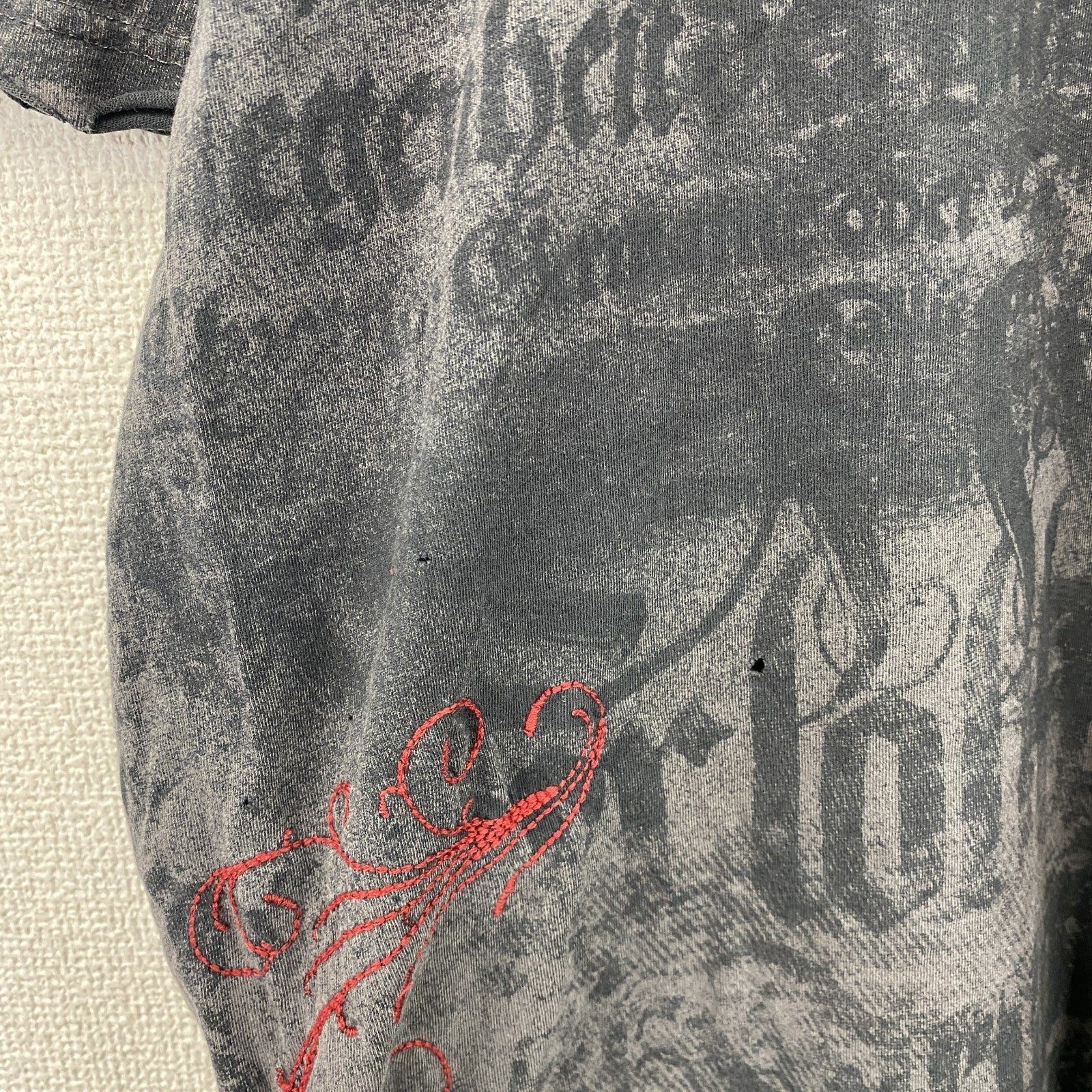 Affliction　アフリクション　半袖プリントTシャツ　スカル　ウオッシュ加工　ダークグレー　