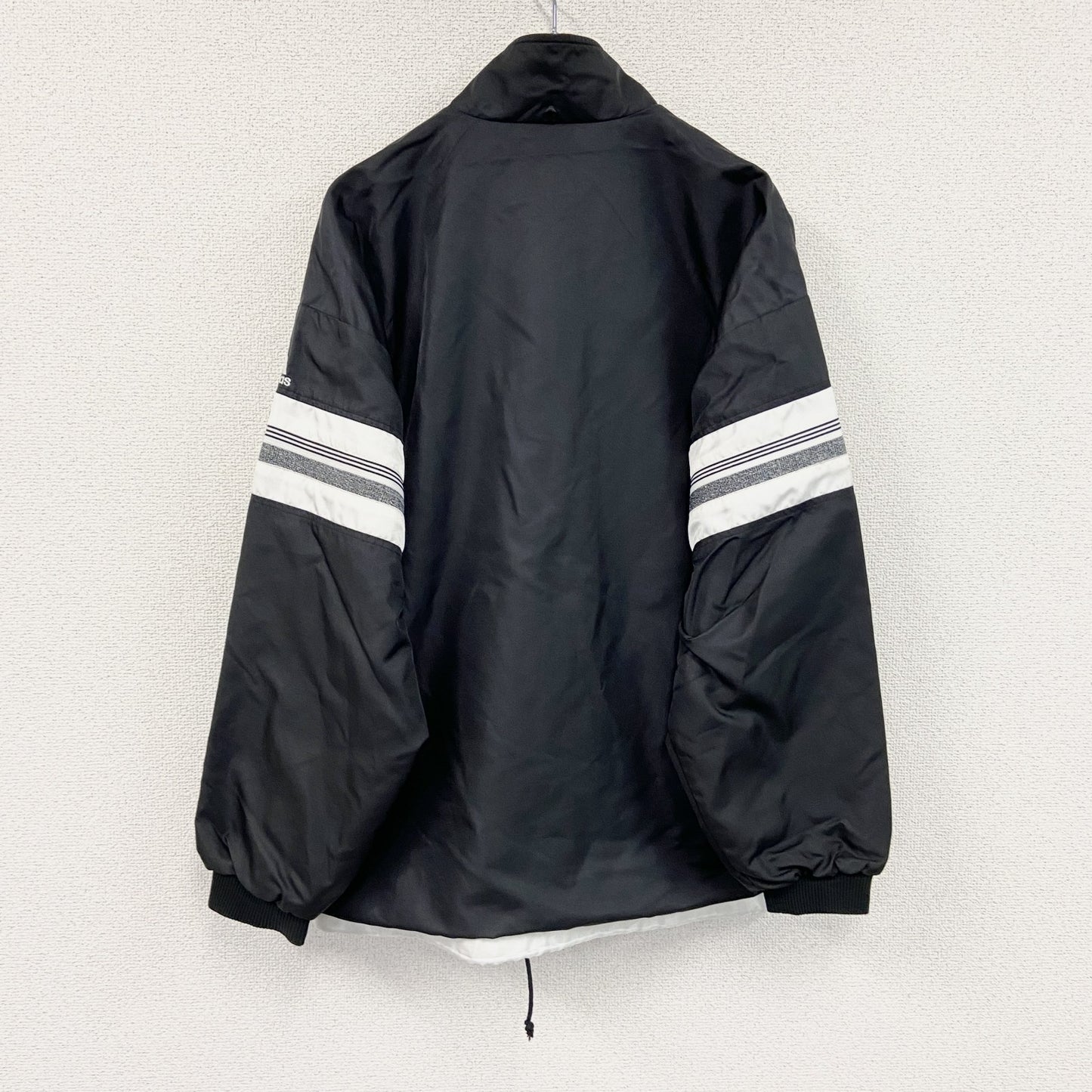 90s　adidas　アディダス　ナイロンジャケット　パフォーマンスロゴ　ヴィンテージ　黒　ブラック　Lサイズ