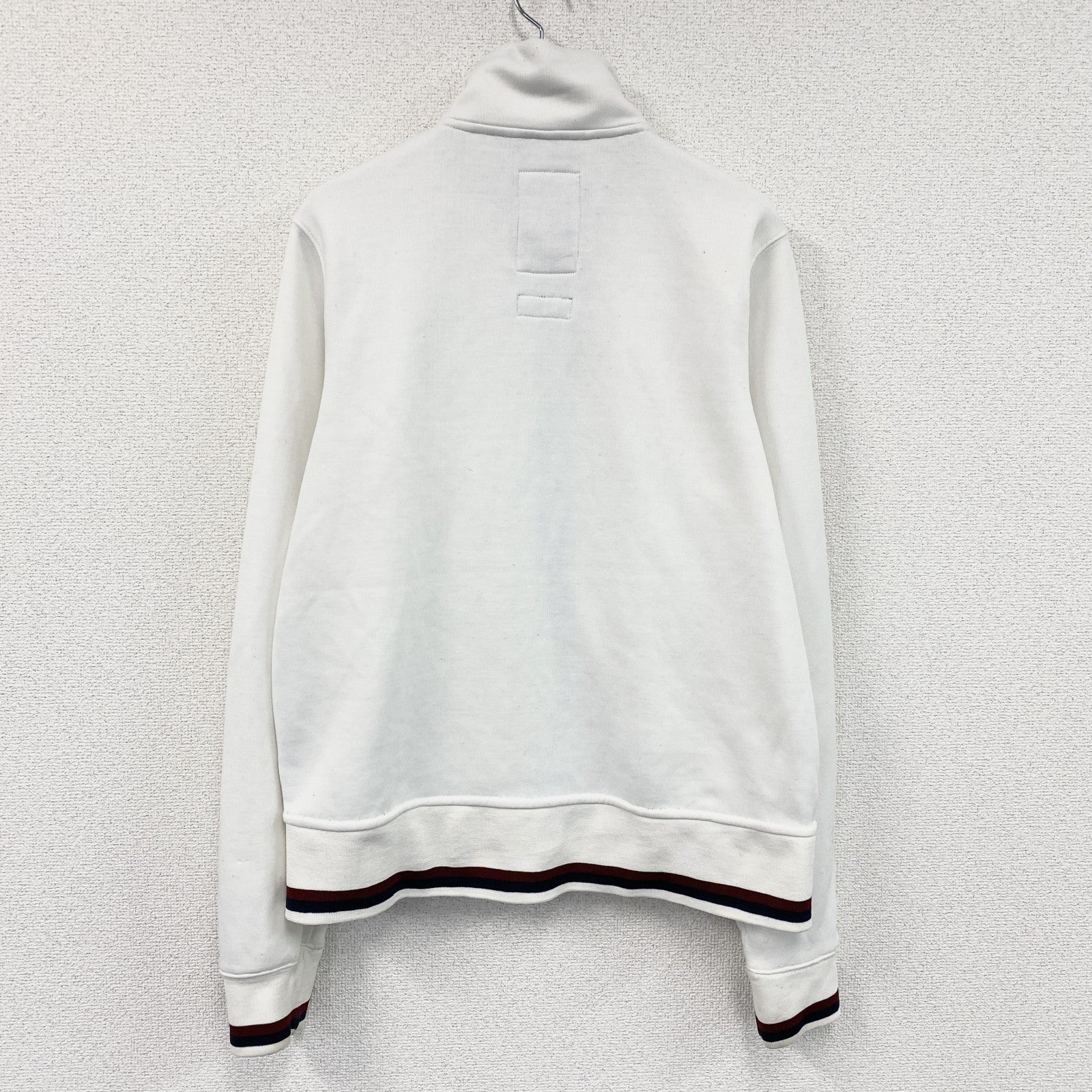 Abercrombie&Fitch　アバクロンビー&フィッチ　トラックジャケット/ジャージ　白　ホワイト　Mサイズ