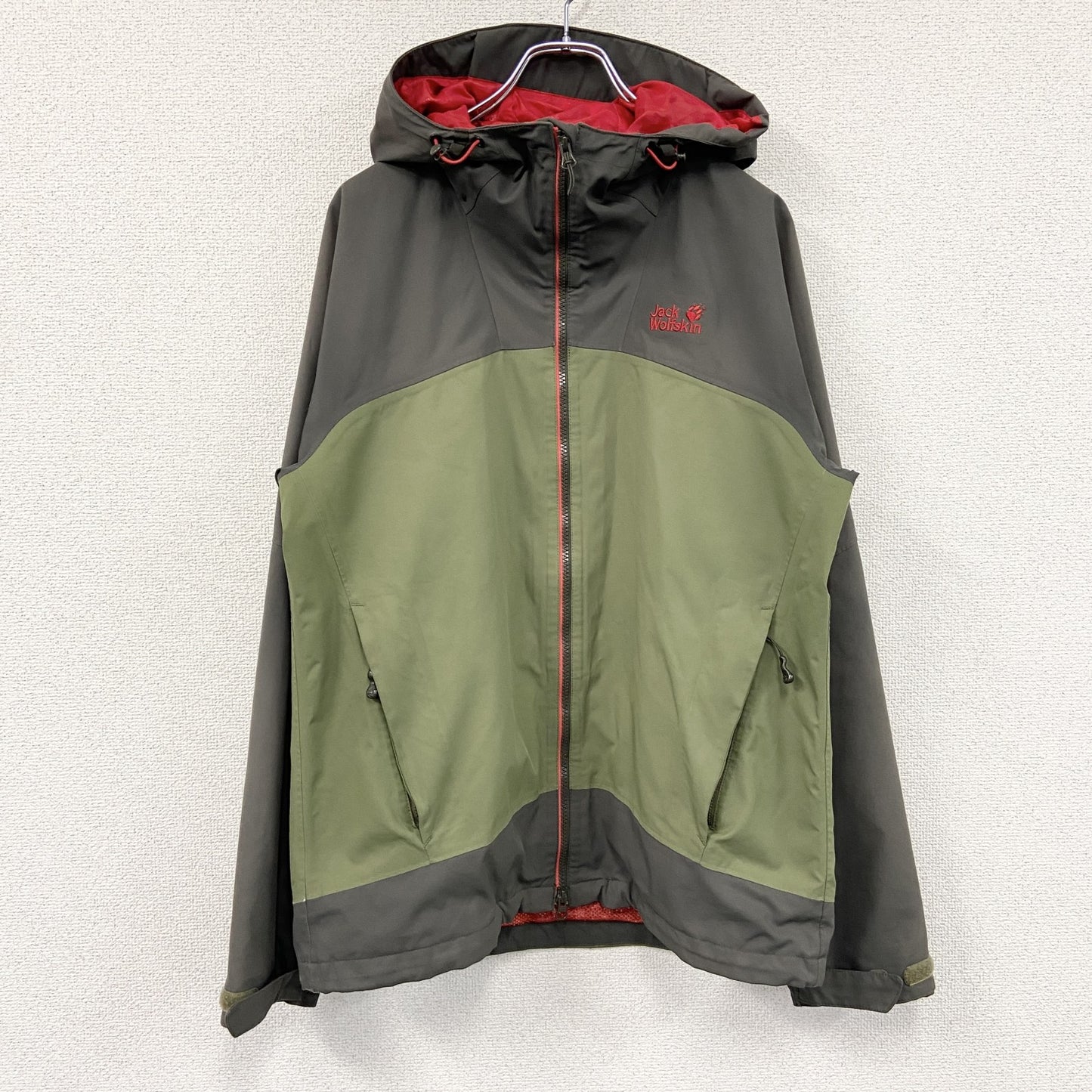 Jack Wolfskin　ジャックウルフスキン　マウンテンパーカー　ウィンドブレーカー　カーキ　Mサイズ