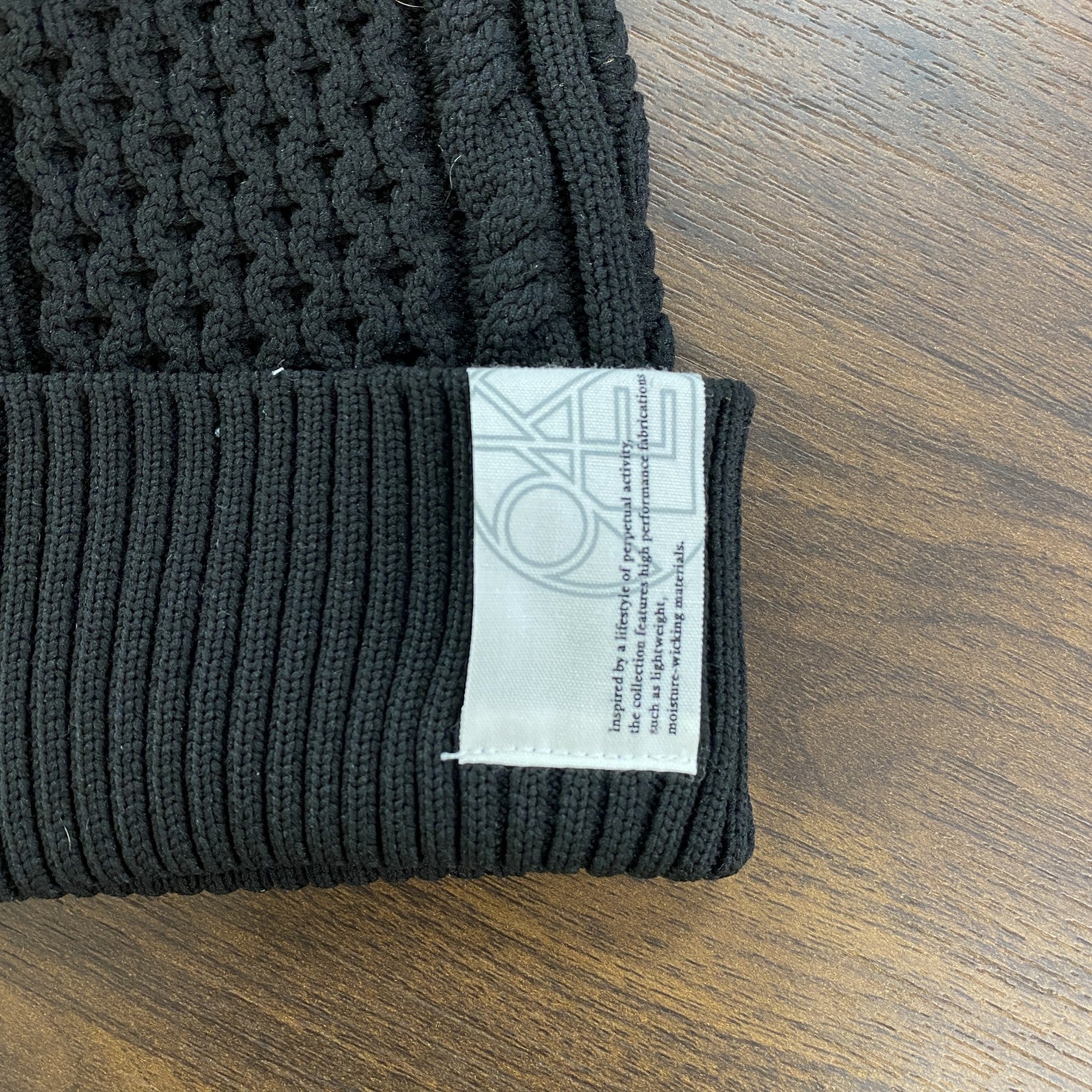 OAKLEY　オークリー　ビーニー/ニットキャップ　ニット帽　黒　ブラック　