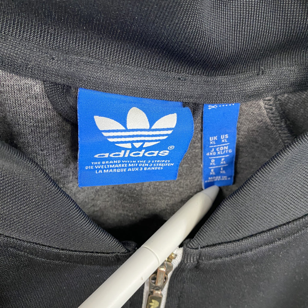 adidas　アディダス　フルジップトラックジャケット　ジャージ　黒　ブラック　4XOサイズ