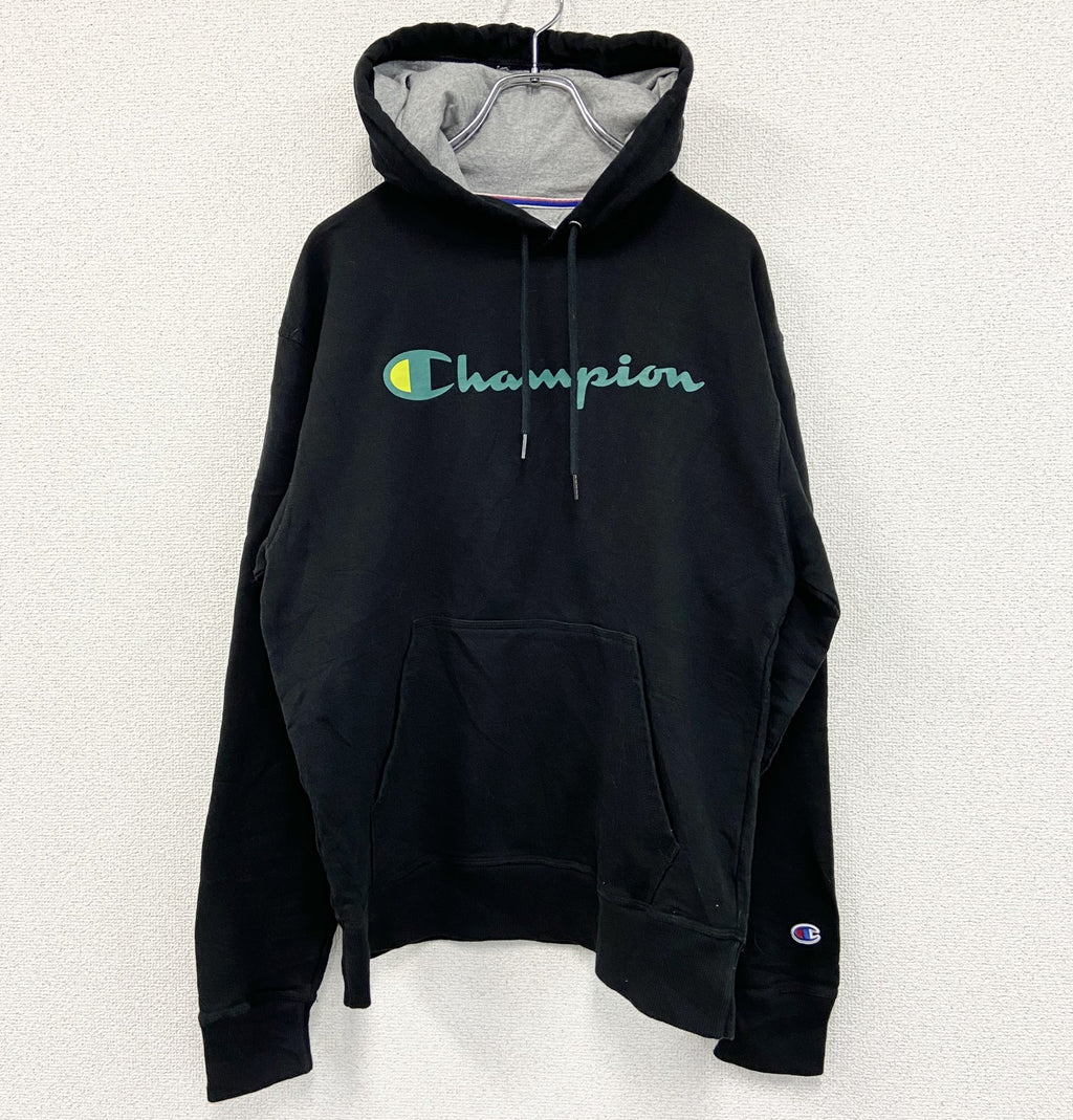 古着 used　champion　チャンピオン　プリントフーディー/スウェットパーカー　黒　ブラック　XLサイズ