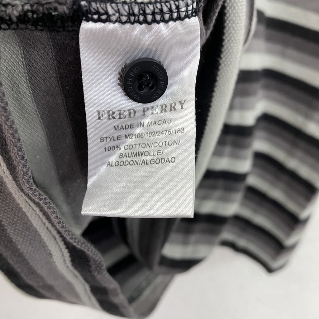 FRED PERRY　フレッドペリー　半袖ポロシャツ　刺繍ロゴ　ボーダー柄　黒　ブラック　灰色　グレー　Lサイズ