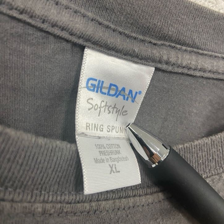 GILDAN　半袖プリントTシャツ　心臓　キツツキ　灰色　ダークグレー　XLサイズ　　