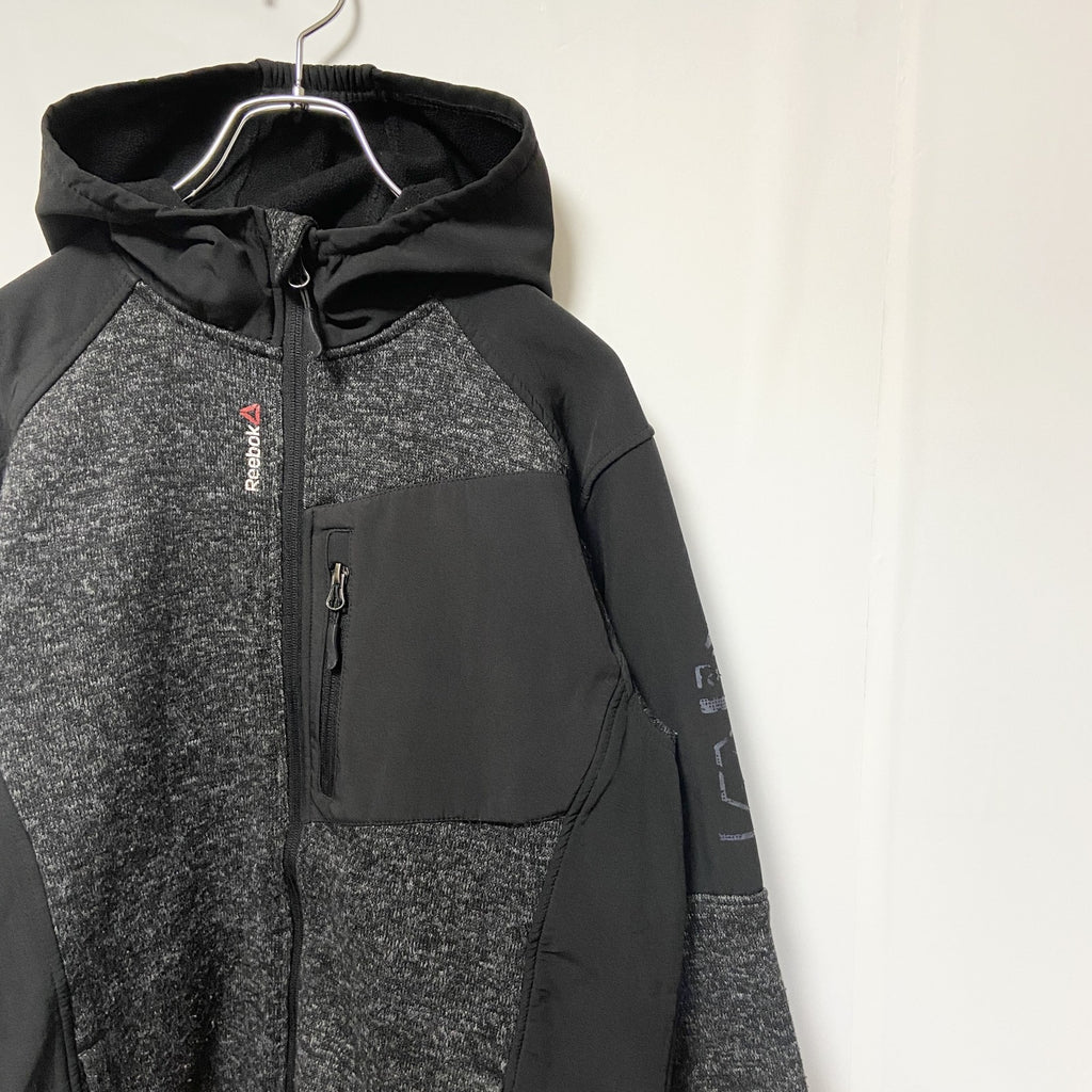 古着 used　Reebok リーボック　長袖ジップパーカー　アウター　ブラック　グレー　ビックシルエット　XLサイズ