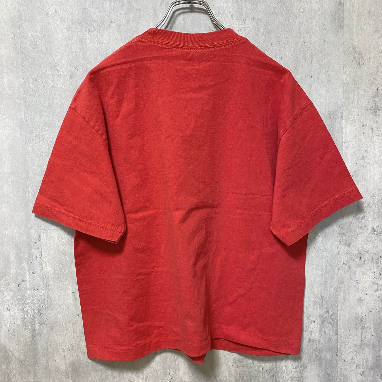 古着 used　M＆M’s　半袖オフィシャルプリントTシャツ　ショート丈　赤　レッド　レトロ　お菓子　チョコレート　Lサイズ