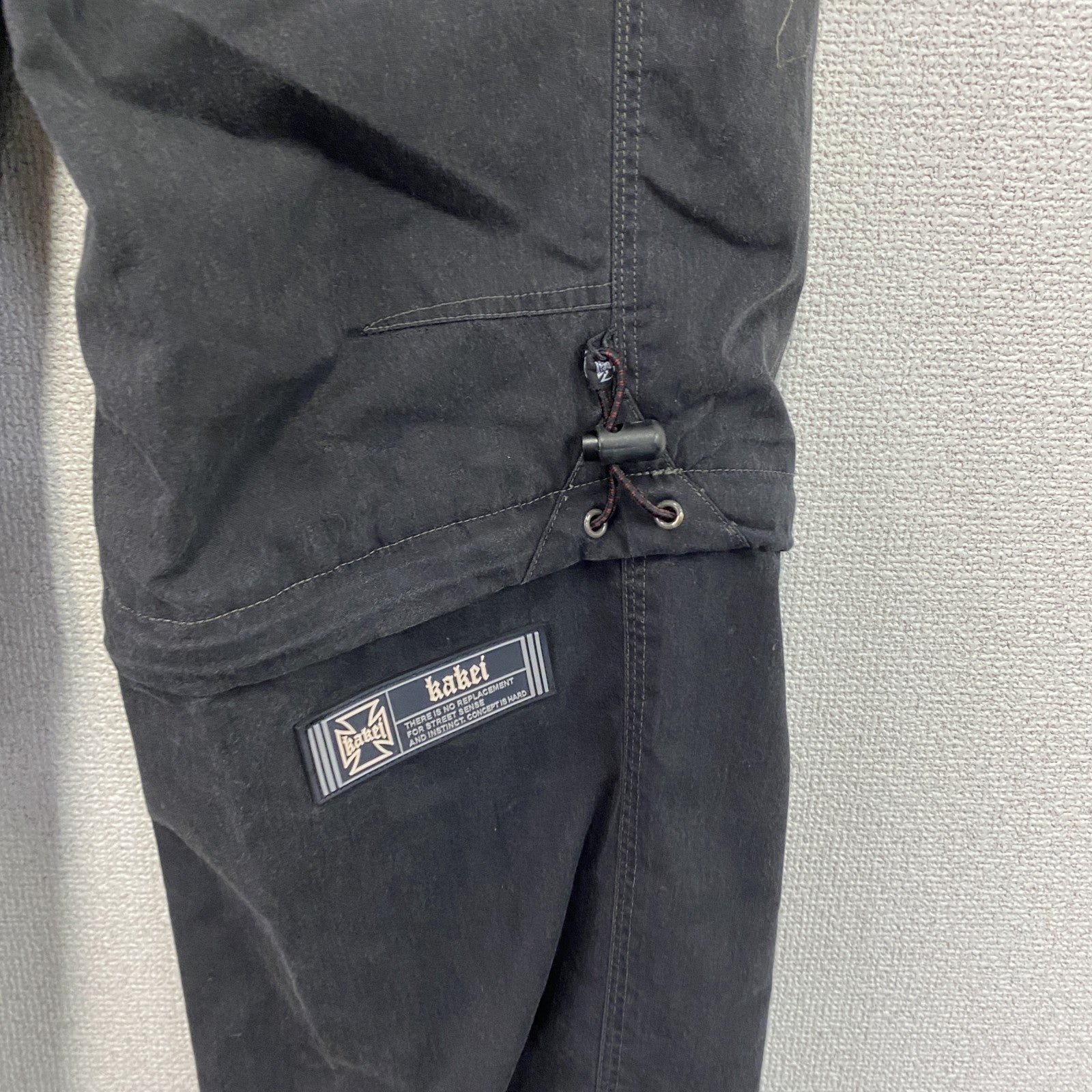 Kakei　カーゴパンツ　ハーフパンツ　2WAY　黒　ブラック　Mサイズ