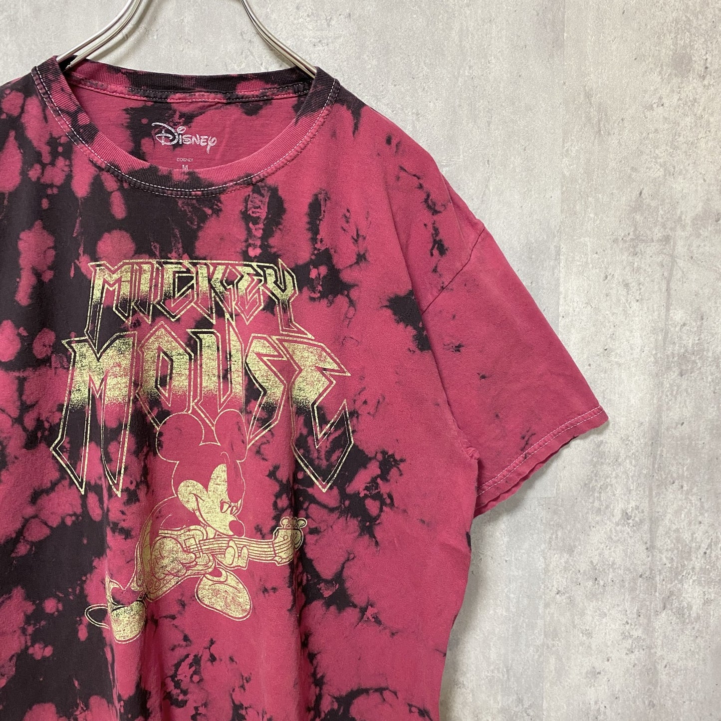 古着 used　Disney　ディズニー　Mickey Mouse　ミッキー　半袖プリントTシャツ　タイダイ柄　赤　黒　Mサイズ