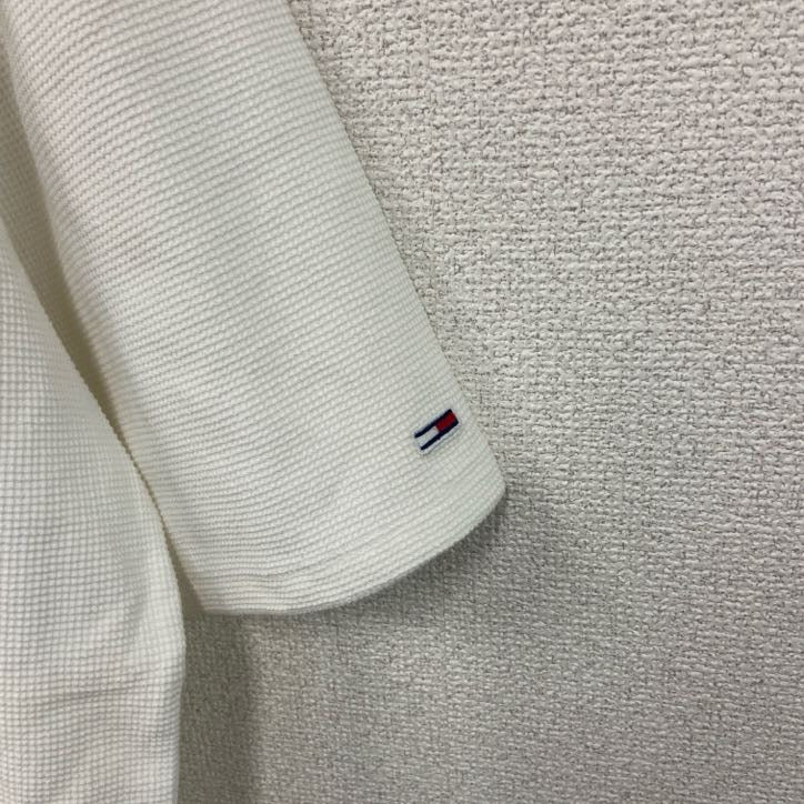 TOMMY JEANS　トミージーンズ　半袖ワッフル地Tシャツ　ポケT　白　ホワイト　Sサイズ　　