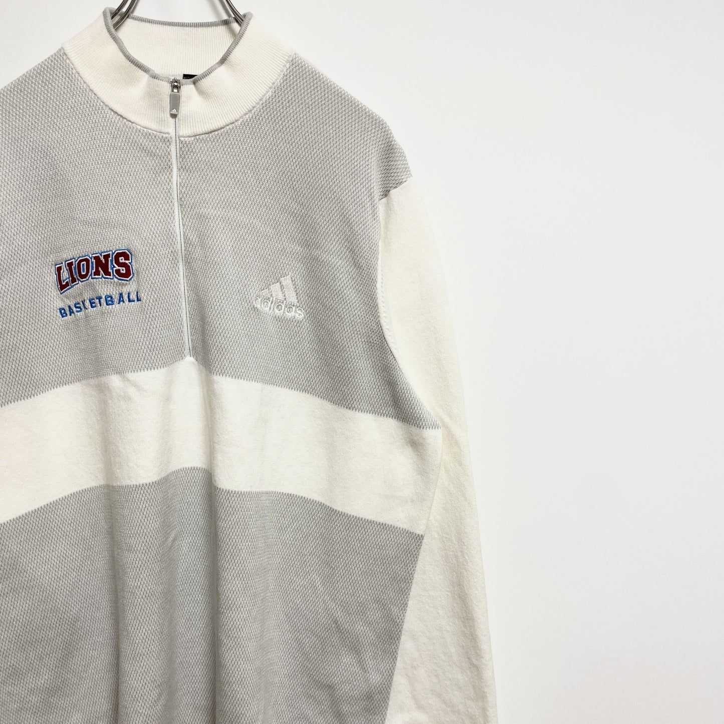 古着 used　adidas　アディダス　長袖ハーフジップ薄手ニット　セーター　ワンポイント刺　バスケットボール　白　Lサイズ