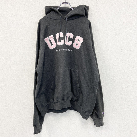 古着 used　champion　チャンピオン　プリントフーディー/スウェットパーカー　灰色　ダークグレー　2XLサイズ