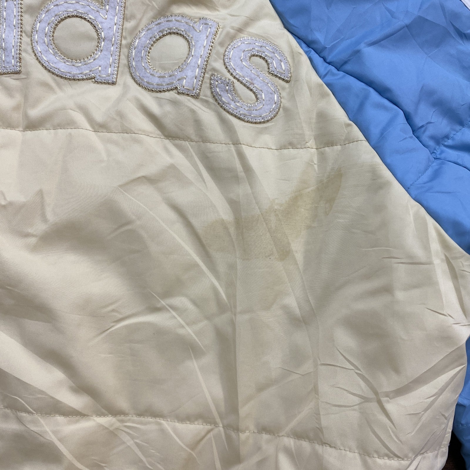 adidas　アディダス　フルジップ中綿ジャケット　ベージュ　水色　ライトブルー　Mサイズ
