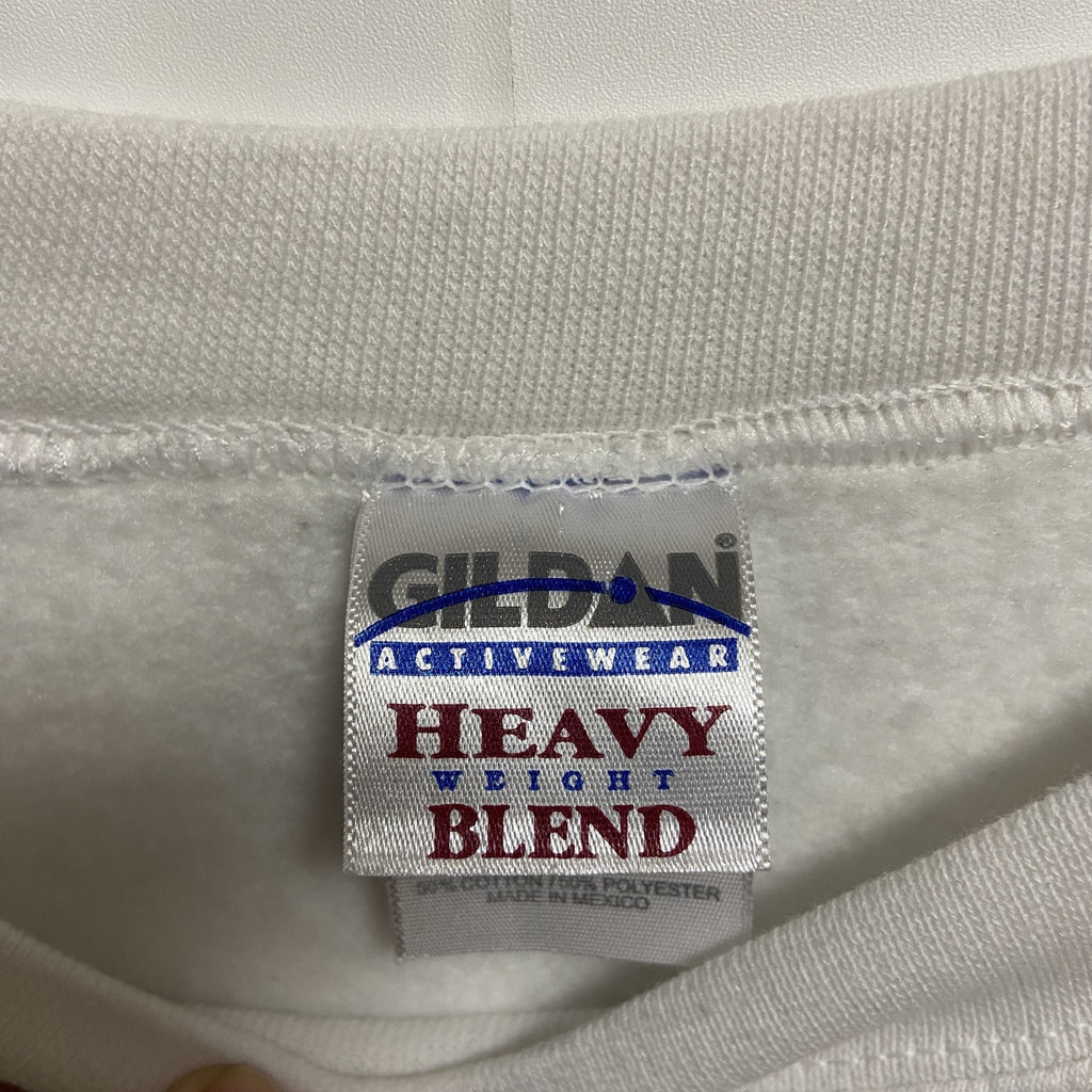 古着 used　00s　GILDAN　長袖刺繍デザインスウェット　トレーナー　Mardi Gras　白　ヴィンテージ　Lサイズ