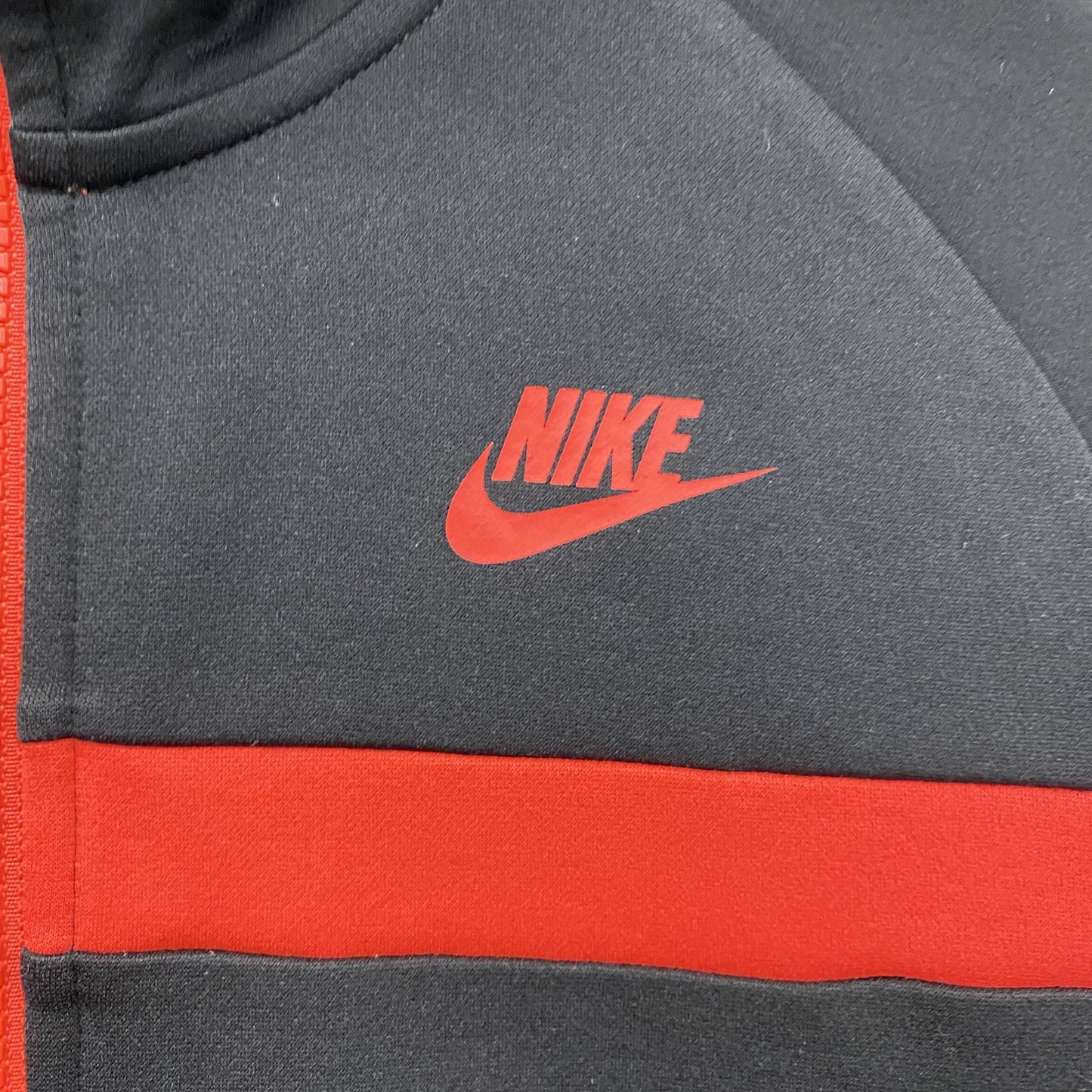 NIKE　ナイキ　トラックジャケット/ジャージ　黒　ブラック　Lサイズ