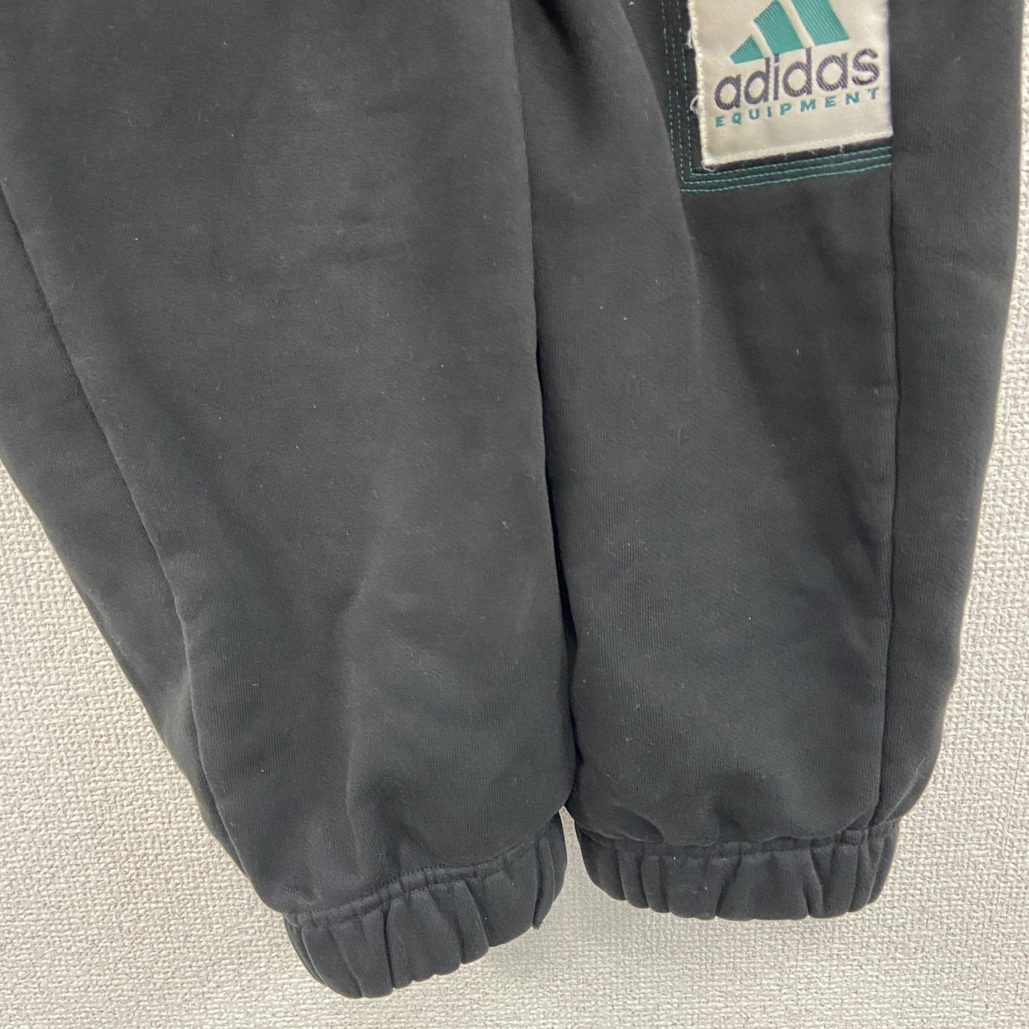 90s　adidas　アディダス　EQUIPMENT　エキップメント　スウェットパンツ　パフォーマンスロゴ　黒　ブラック　Lサイズ