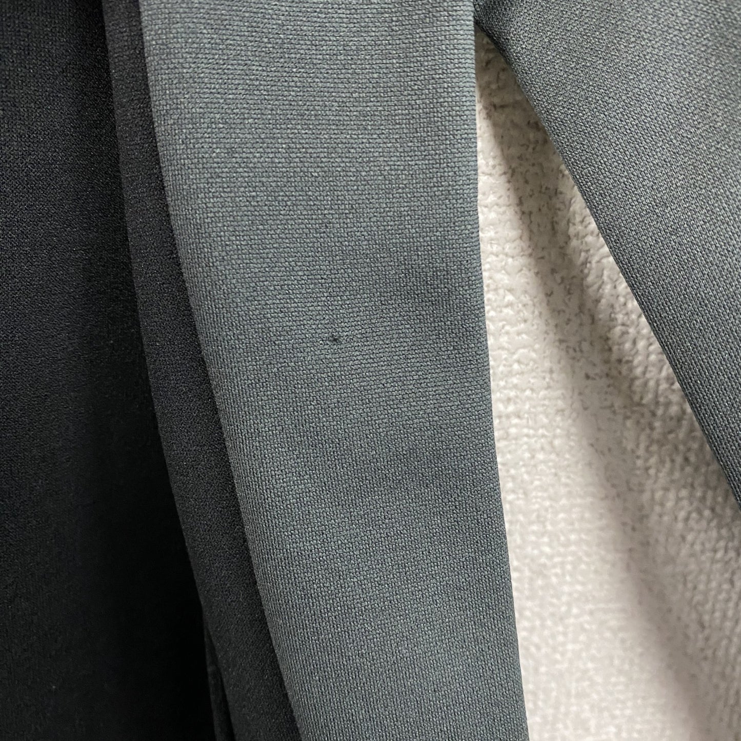 NIKE　ナイキ　トラックジャケット/ジャージ　黒　ブラック　Lサイズ