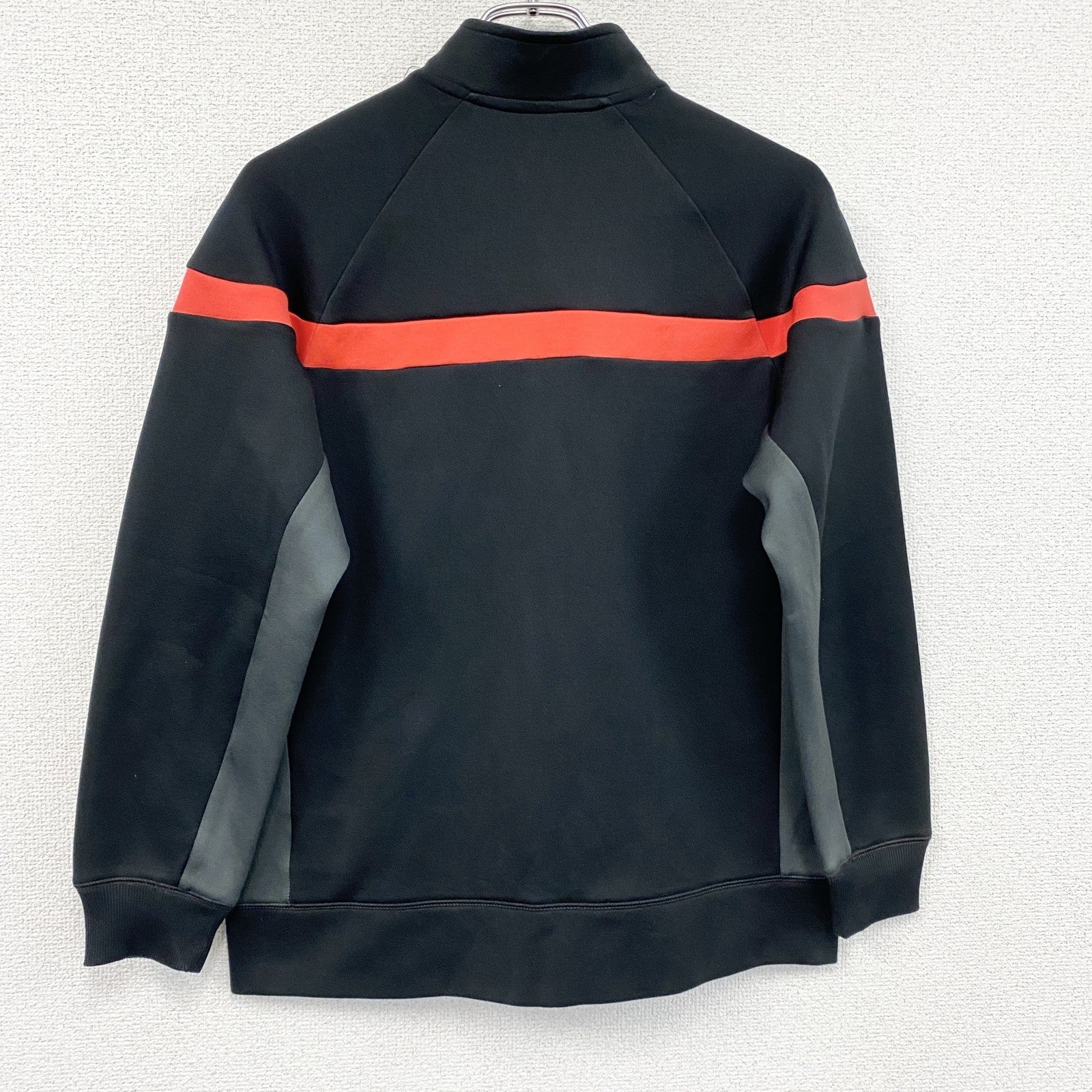 NIKE　ナイキ　トラックジャケット/ジャージ　黒　ブラック　Lサイズ