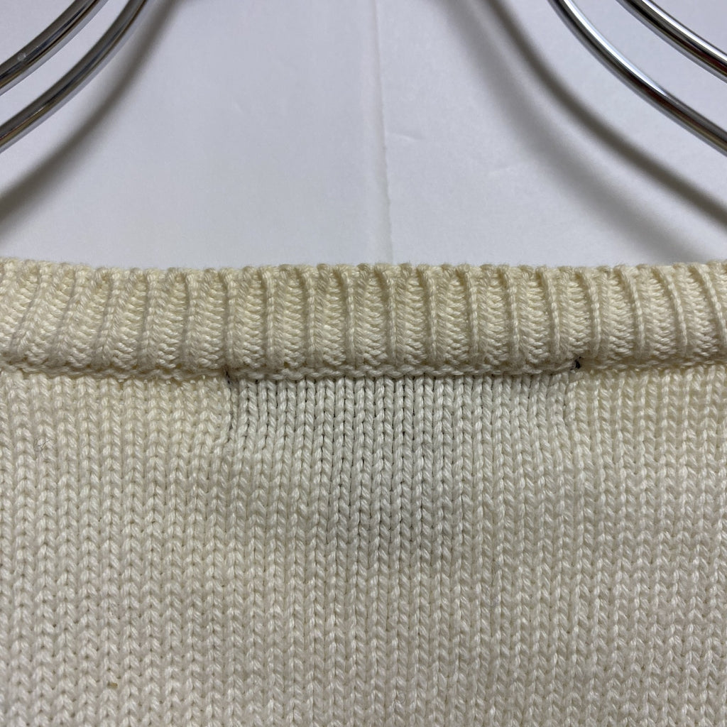 古着 used　NAUTICA ノーティカ　長袖クルーネックニット　セーター　ワンポイント刺繍　白　シンプル　レトロ　Lサイズ