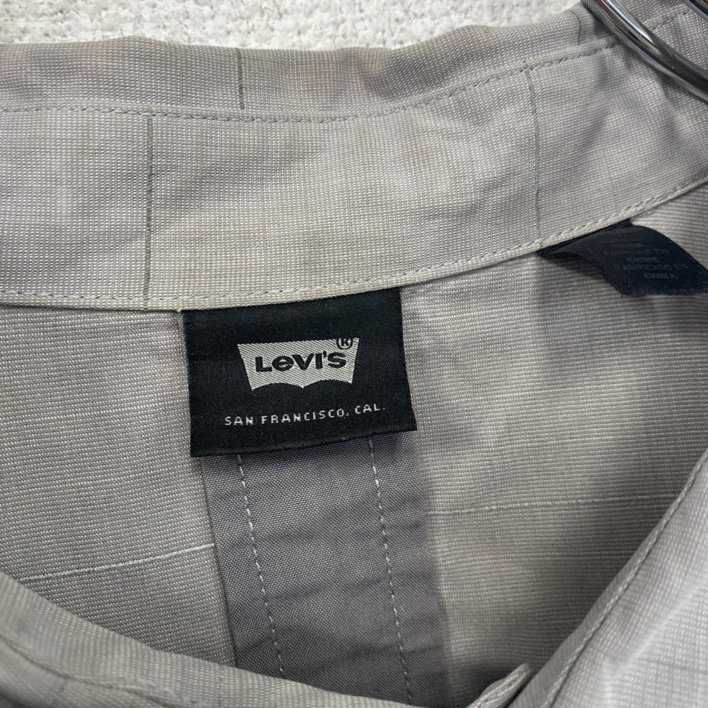 Levi’s　リーバイス　長袖シャツ　フラップポケット　比翼仕立て　無地　灰色　グレー　XLサイズ