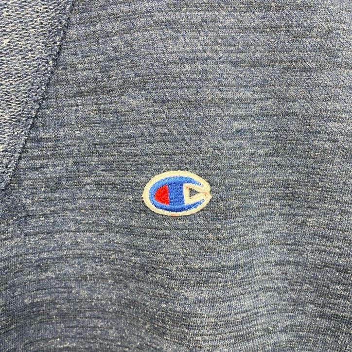 champion　チャンピオン　スウェット/トレーナー　前V　無地　紺　ネイビー　Lサイズ