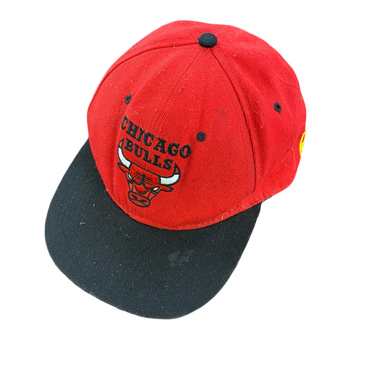 90s～　Chicago Bulls　シカゴ・ブルス　6パネルキャップ　スナップバック　赤　レッド　黒　ブラック　