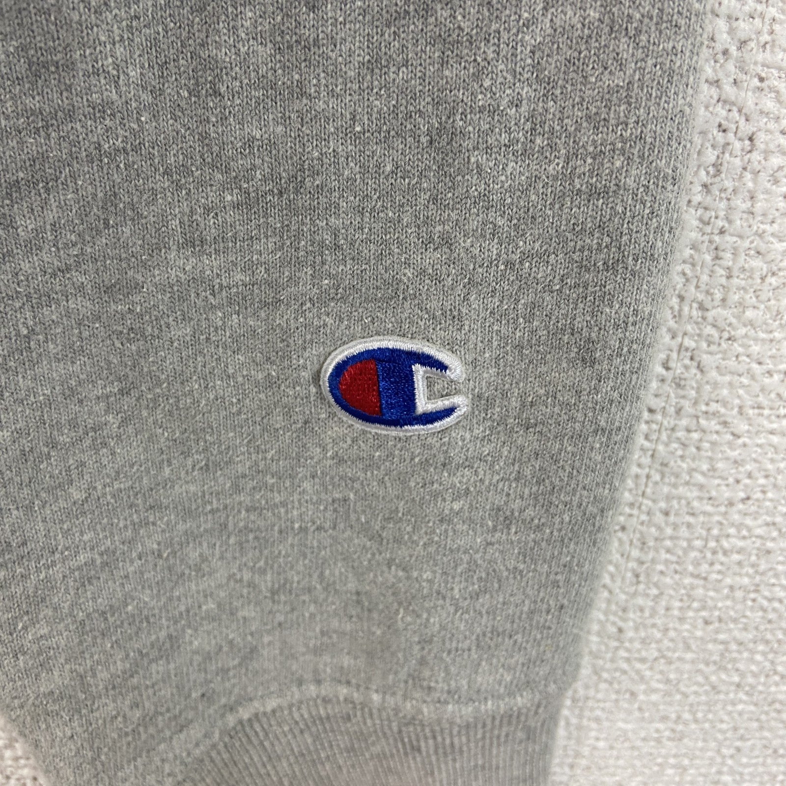 00s　champion　チャンピオン　ワンポイント刺繍スウェット/トレーナー　灰色　グレー　XLサイズ