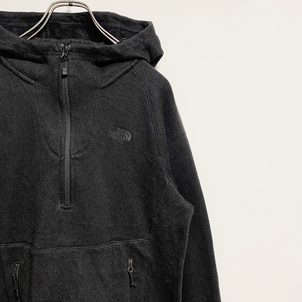 THE NORTH FACE　ノースフェイス　ハーフジップパーカー　プルオーバー　ワンポイント刺繡　黒　Mサイズ