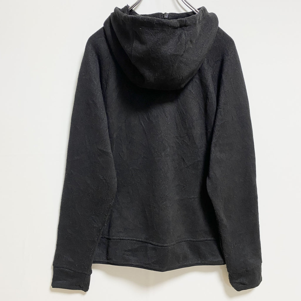 THE NORTH FACE　ノースフェイス　ハーフジップパーカー　プルオーバー　ワンポイント刺繡　黒　Mサイズ