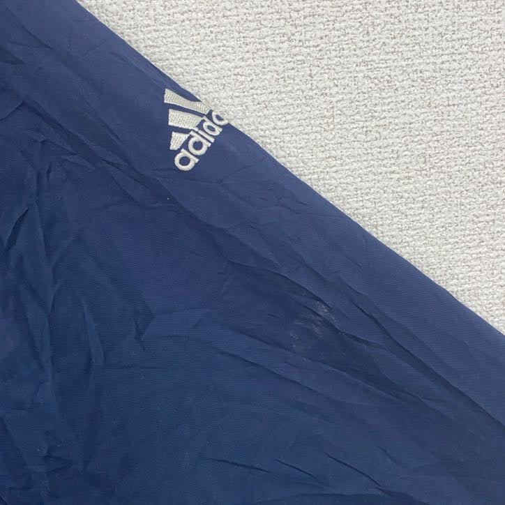 adidas　アディダス　ナイロンジャケット　プルオーバー　刺繡ロゴ　紺　ネイビー　XLサイズ