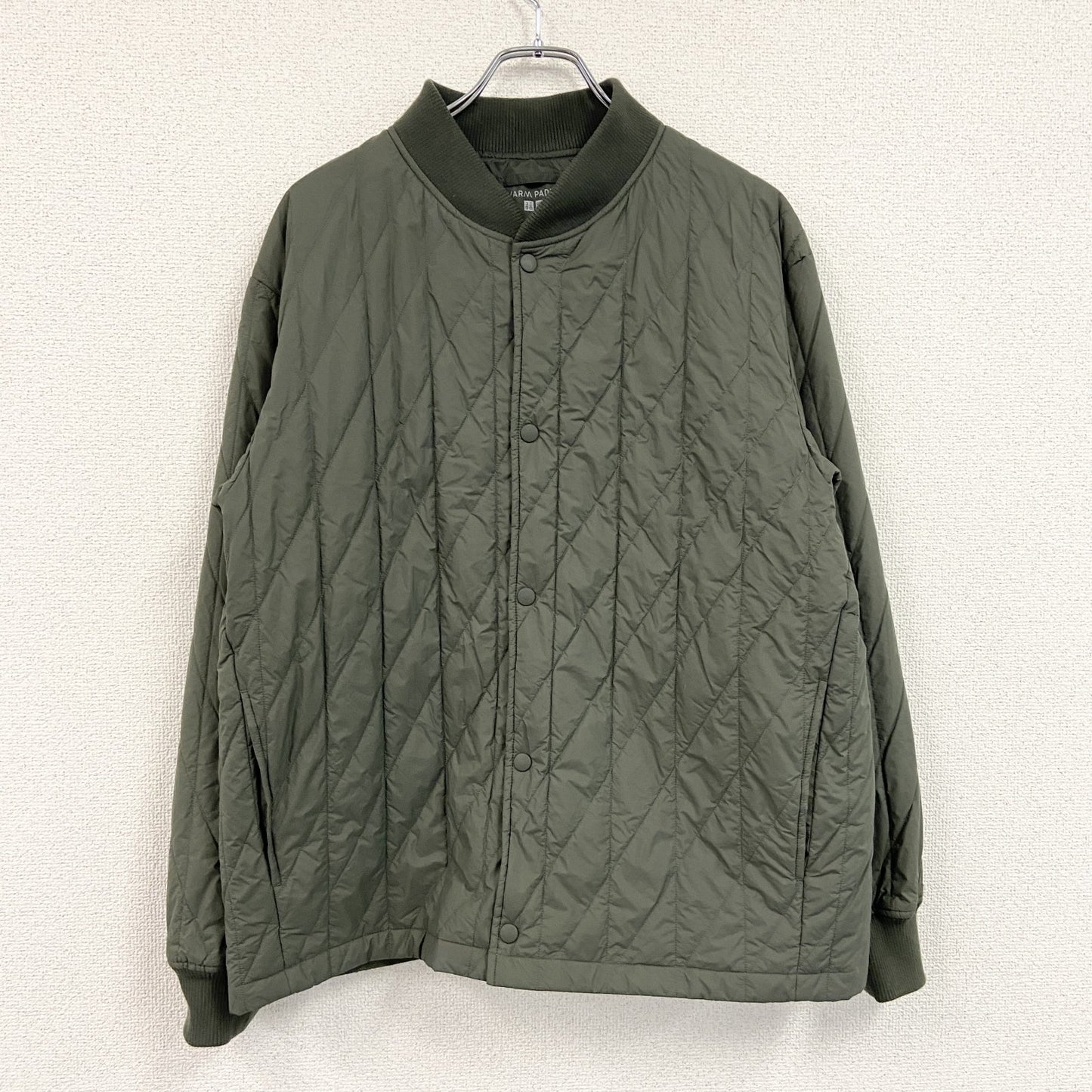 UNIQLO　ユニクロ　ヒートテックウォームパデッドジャケット　中綿入り　カーキ　Lサイズ