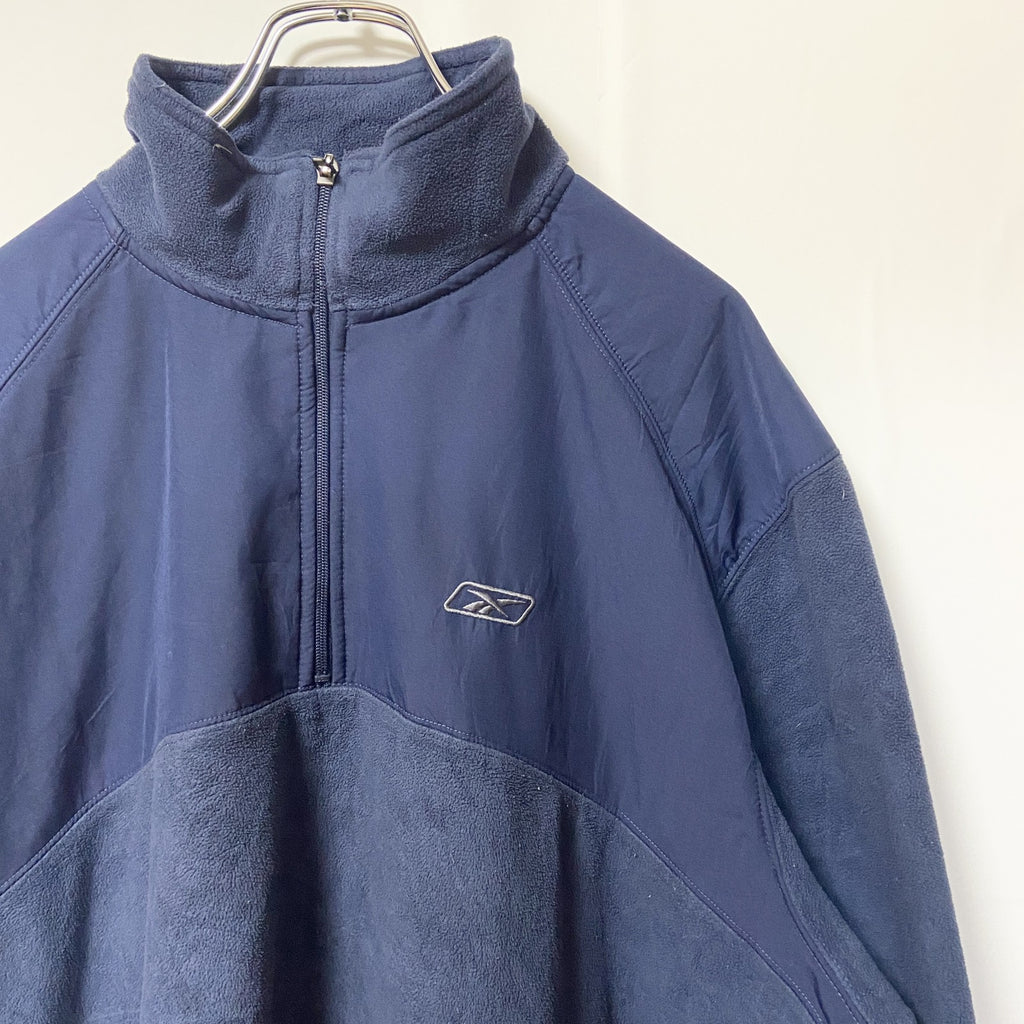 古着 used　Reebok リーボック　長袖ハーフジップフリースジャケット　紺　ネイビー　ワンポイント刺繡ロゴ　XLサイズ