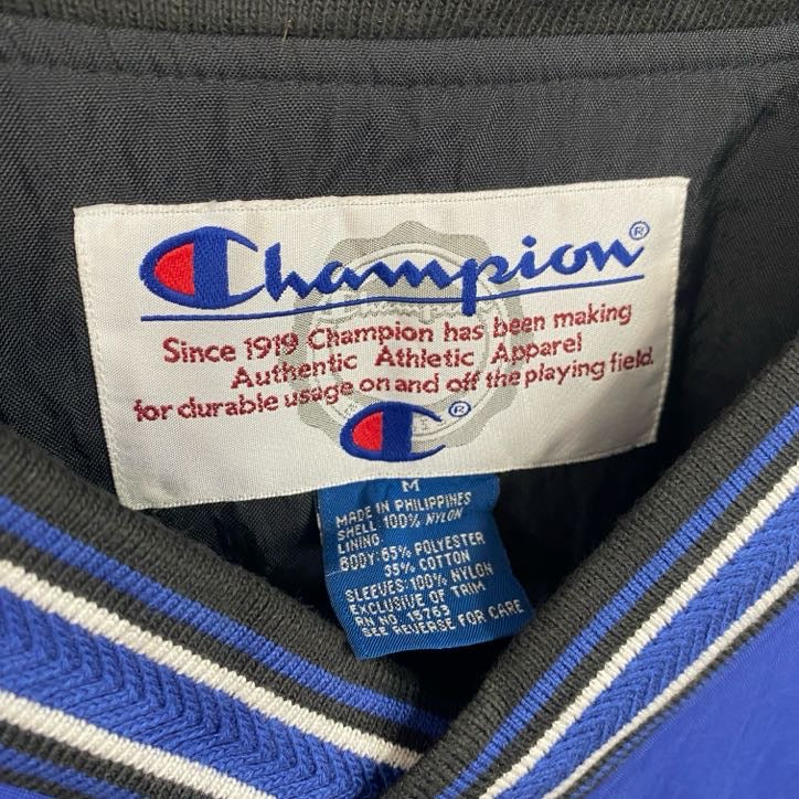 90s　Champion　チャンピオン　プルオーバーナイロンジャケット　ヴィンテージ　青　ブルー　Mサイズ