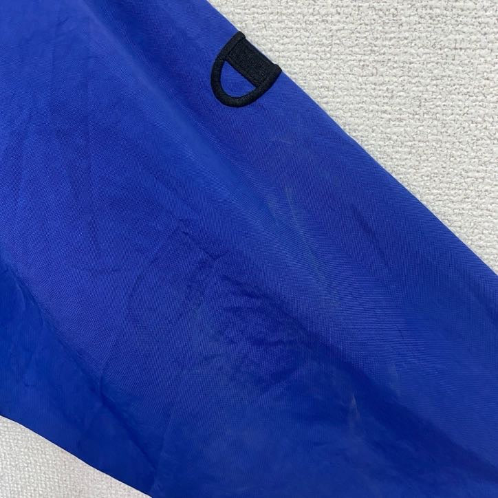 90s　Champion　チャンピオン　プルオーバーナイロンジャケット　ヴィンテージ　青　ブルー　Mサイズ